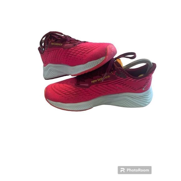 New Balance Women’s FuelCell V2 Running Shoes Size 6.5 US - Picture 6 of 7